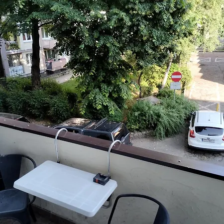 Kilinskiego - Cosy In The Center Of And Parking Place For Free